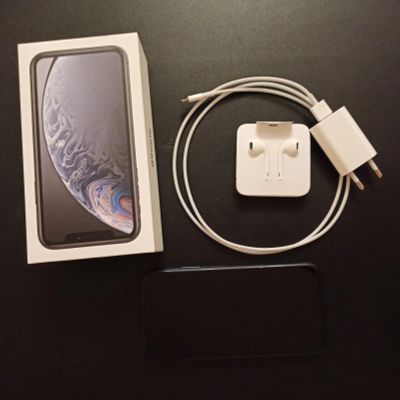 Лот: 17276104. Фото: 1. Apple iPhone XR, 128 Gb (цвет... Смартфоны