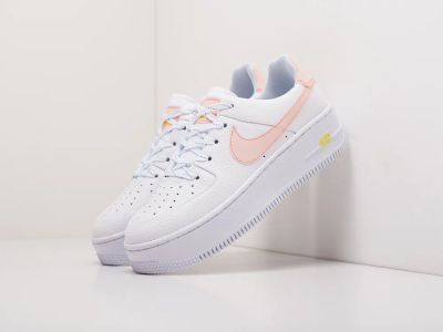 Лот: 17981984. Фото: 1. Кроссовки Nike Air Force 1 Low. Кеды, кроссовки, слипоны