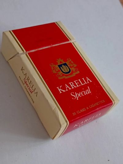 Лот: 25413451. Фото: 1. Пустая пачка от сигарет. Другое (коллекционирование, моделизм)