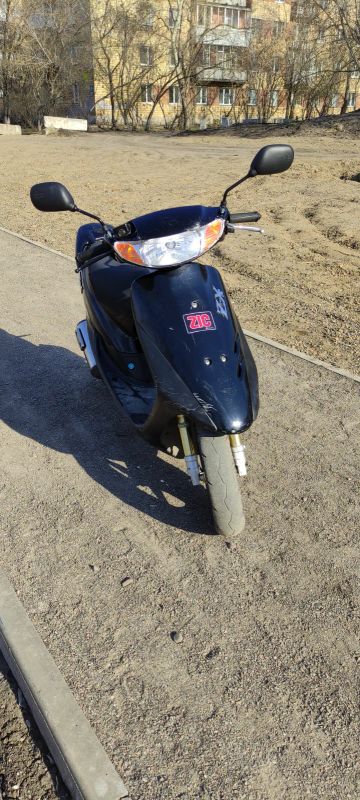 Лот: 17572135. Фото: 1. Мопед Honda Dio Zx. Мотороллеры, мопеды