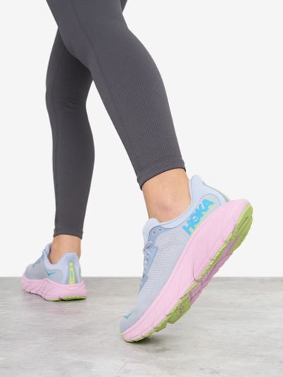 Лот: 25370116. Фото: 1. Кроссовки женские Hoka One One... Кеды, кроссовки, слипоны