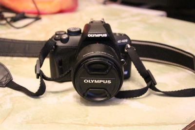 Лот: 3732588. Фото: 1. Зеркальный фотоаппарат Olympus... Цифровые зеркальные