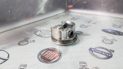 Лот: 23584435. Фото: 1. Поршень Honda Accord K24Z3 13010-RL5-A00. Двигатель и элементы двигателя