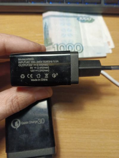 Лот: 20107957. Фото: 1. Зарядное 4*Usb. Зарядные устройства, блоки питания, адаптеры сетевые для смартфонов