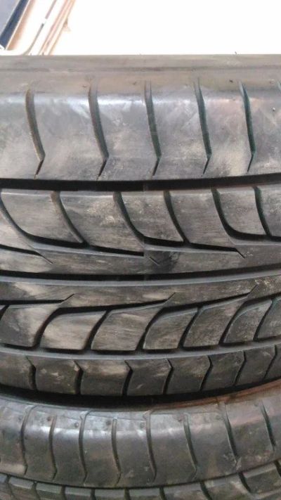 Лот: 9709169. Фото: 1. Две шины 215/55 R17. Шины