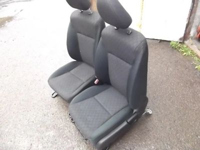 Лот: 9987786. Фото: 1. супер сидения передние Honda Fit... Другое (автозапчасти)
