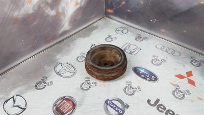 Лот: 23589939. Фото: 1. Шкив коленвала Mitsubishi Colt... Двигатель и элементы двигателя