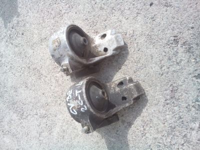 Лот: 13561493. Фото: 1. Подушка Опора АКПП левая Toyota... Трансмиссия