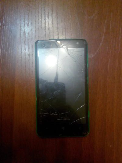 Лот: 6599755. Фото: 1. Nokia Lumia 625 3G Зеленый. Кнопочные мобильные телефоны
