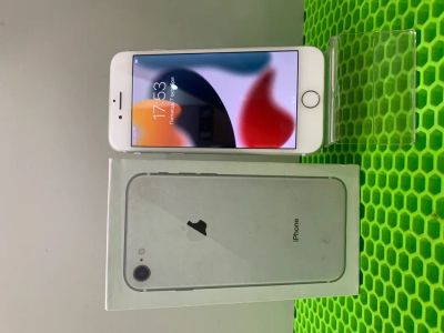 Лот: 19506633. Фото: 1. Смартфон Apple iPhone 8 64 ГБ... Смартфоны