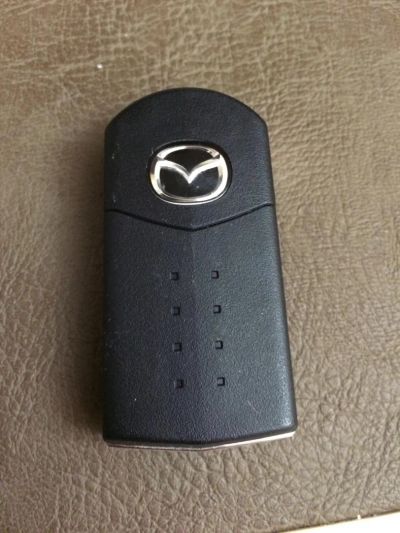 Лот: 8174311. Фото: 1. Ключ от Mazda оригинальный. Ручные инструменты для автомобиля