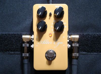 Лот: 3940047. Фото: 1. TC Electronic Alter Ego. Гитарные эффекты и комбоусилители