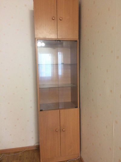 Лот: 11066832. Фото: 1. шкаф стеклянный. Гостиные, стенки, горки