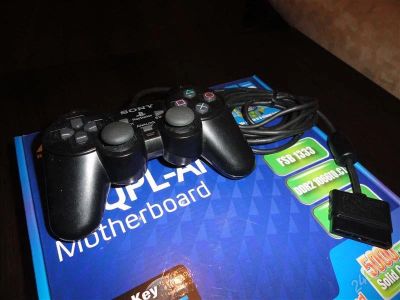 Лот: 823724. Фото: 1. Оригинальный джойстик Play-station... Аксессуары для игровых приставок, консолей, геймпады