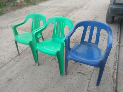 Лот: 19124515. Фото: 1. Кресло пластиковое стул синий. Мебель для баров и кафе