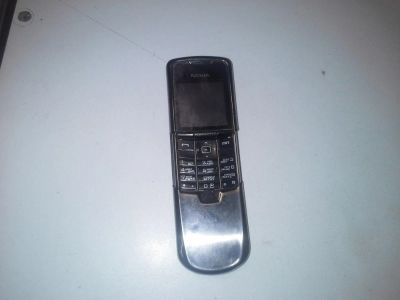 Лот: 4799484. Фото: 1. Nokia 8800. Кнопочные мобильные телефоны