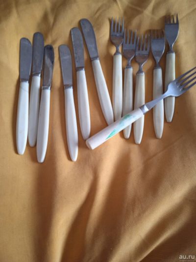 Лот: 17547753. Фото: 1. 5 пар ножей и вилок из натуральной... Столовые приборы, ножи