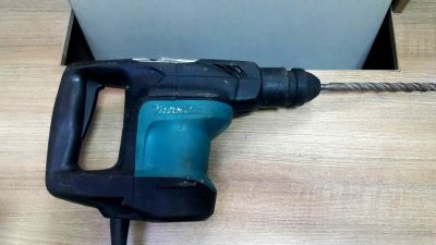 Лот: 9473558. Фото: 1. Продам отбойный молоток Makita... Электроинструмент