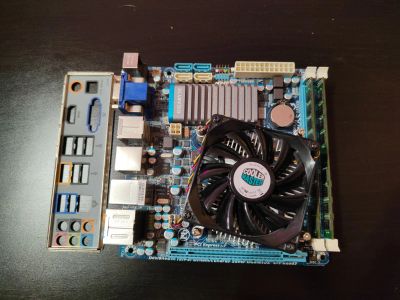 Лот: 19573169. Фото: 1. GA-H67N-USB3-B3 Mini-ITX / i3-2100T... Материнские платы