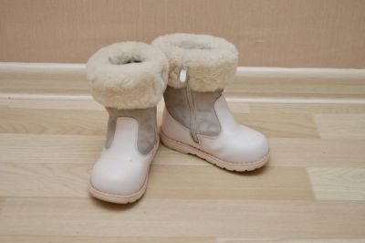 Лот: 6850330. Фото: 1. Детские сапоги сапожки натуральные. Сапоги