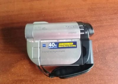 Лот: 10986452. Фото: 1. Видеокамера Sony DCR-dvd610. Видеокамеры