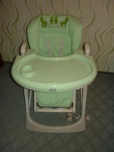 Лот: 3243395. Фото: 1. Стульчик для кормления HAPPY BABY... Стульчики для кормления