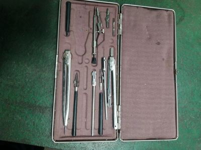 Лот: 17339826. Фото: 1. готовальня. Школьная канцелярия