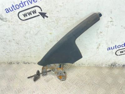 Лот: 25628382. Фото: 1. ручка ручника Skoda Fabia 5J2. Кузов
