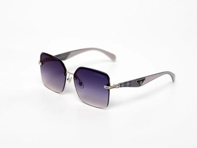 Лот: 24974956. Фото: 1. Очки Burberry. Очки солнцезащитные