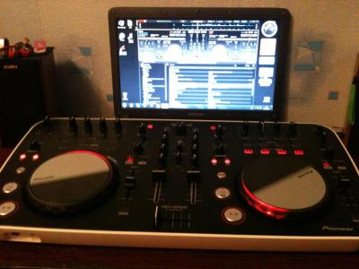 Лот: 3824008. Фото: 1. Ddj Ergo V. DJ-оборудование