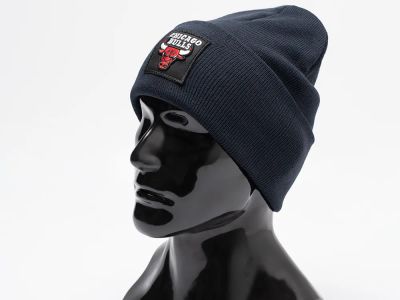 Лот: 21106274. Фото: 1. Шапка Chicago Bulls. Шарфы, платки