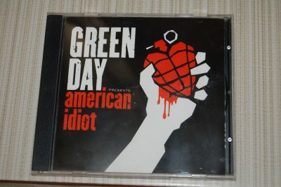 Лот: 21422693. Фото: 1. СД Аудио Green Day-American idiot. Аудиозаписи
