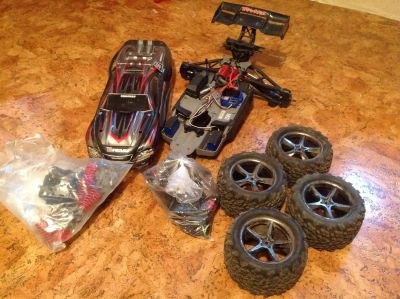 Лот: 3280075. Фото: 1. Автомодель traxxas e-revo (большая... Автомоделизм