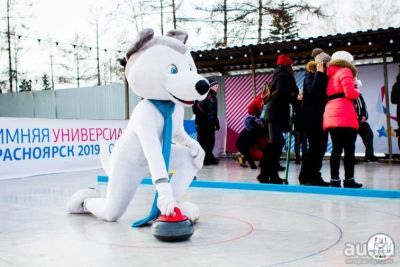 Лот: 13322024. Фото: 1. Билет на Универсиаду. Керлинг... Открытки, конверты