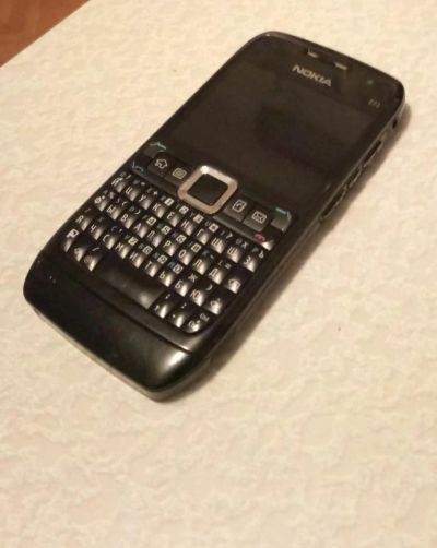 Лот: 8257379. Фото: 1. Продам nokia e71. Смартфоны