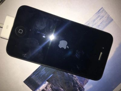 Лот: 8318504. Фото: 1. iphone 4s. Смартфоны