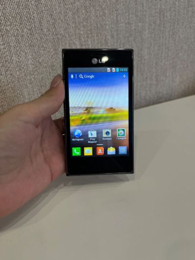 Лот: 19698803. Фото: 1. LG Optimus L5 Dual E615. Смартфоны