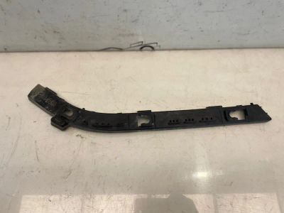 Лот: 21702570. Фото: 1. крепление бампера Kia Rio QB. Кузов