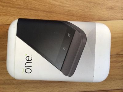 Лот: 4424887. Фото: 1. HTC One V (бежевый). Смартфоны
