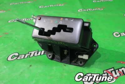 Лот: 10604616. Фото: 1. селектор акпп toyota crown JZS171... Салон