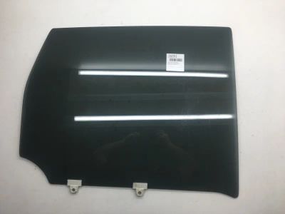 Лот: 20383439. Фото: 1. Стекло двери Nissan Note 2005... Кузов