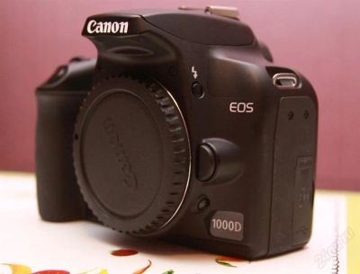 Лот: 1487371. Фото: 1. Canon EOS 1000d body. Цифровые зеркальные