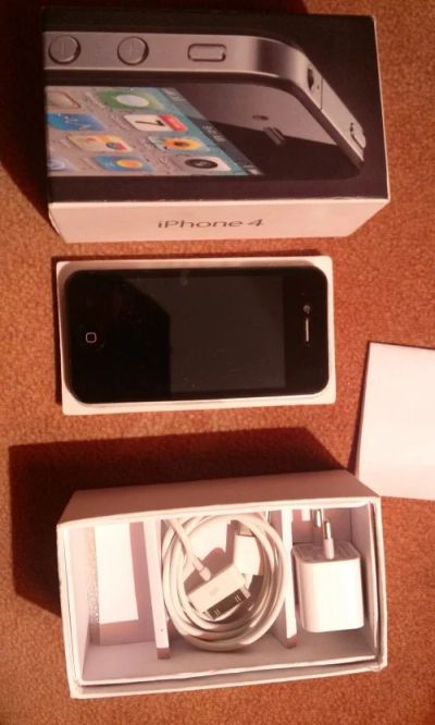 Лот: 4715745. Фото: 1. Iphone 4. Смартфоны
