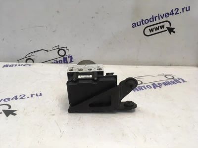 Лот: 21710327. Фото: 1. блок abs Renault Megane LM. Двигатель и элементы двигателя