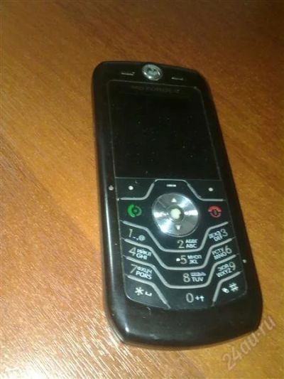 Лот: 1322209. Фото: 1. сотовый телефон motorola. Кнопочные мобильные телефоны