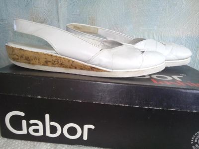 Лот: 7004116. Фото: 1. Босоножки кожа белые Gabor. Босоножки