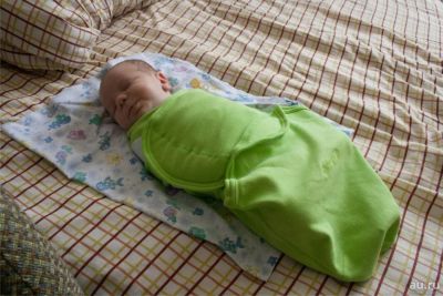 Лот: 9195962. Фото: 1. Пеленка на липучках SwaddleMe... Детская гигиена
