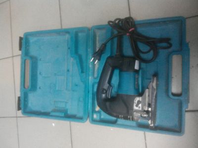 Лот: 8296520. Фото: 1. Лобзик Makita 4340 + кейс. Электроинструмент
