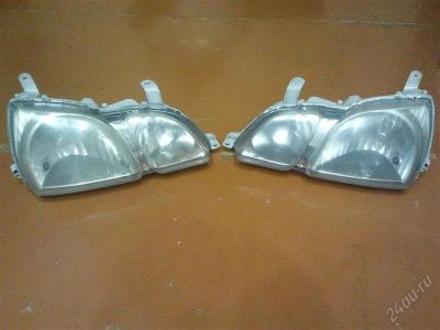Лот: 2226782. Фото: 1. Передние фары Toyota gaia 2001г... Оптика и освещение