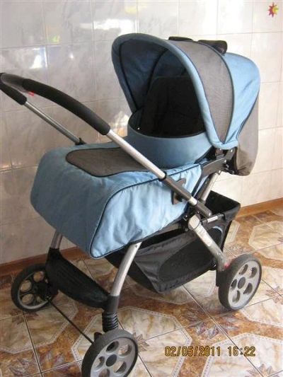 Лот: 949640. Фото: 1. Коляска Geoby. Коляски